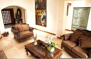 Luxury Guayllabamba House Gym Jacuzzi Parking Pool Wifi