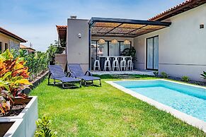 BZ94 Casa c piscina frente para o canal