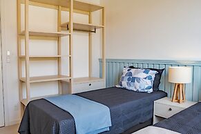 BZ94 Casa c piscina frente para o canal