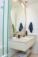 BZ94 Casa c piscina frente para o canal