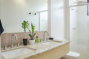 BZ94 Casa c piscina frente para o canal