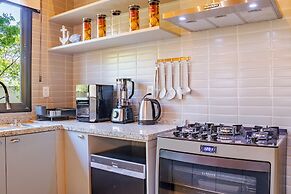 BZ94 Casa c piscina frente para o canal