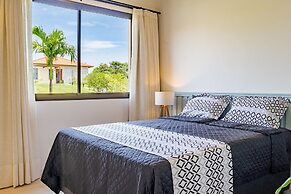 BZ94 Casa c piscina frente para o canal