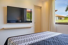 BZ94 Casa c piscina frente para o canal