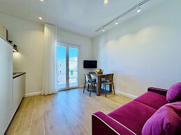 YourHome - Il Pino Rooms & Apartment