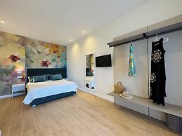 YourHome - Il Pino Rooms & Apartment