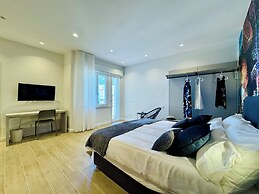 YourHome - Il Pino Rooms & Apartment