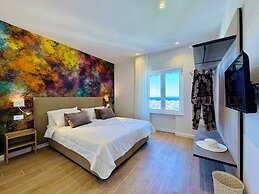 YourHome - Il Pino Rooms & Apartment