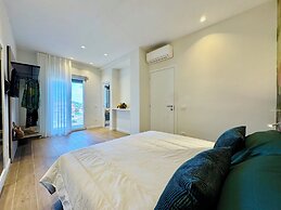YourHome - Il Pino Rooms & Apartment