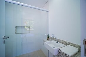 Bz96 Linda casa 4 quartos