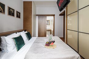 Lumina stylish apartment with parking