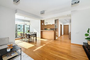 Lumina stylish apartment with parking