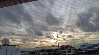 Sombat Condo Seaview 1 Bedroom