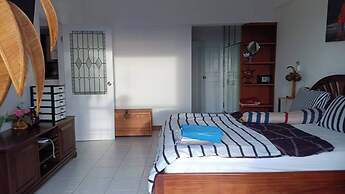 Sombat Condo Seaview 1 Bedroom