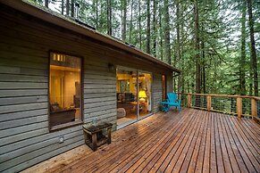 A 2-story, 3-bedroom Traditional Family ski Chalet