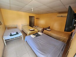 Hostel Villas De Zianit