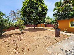 Hostel Villas De Zianit