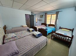 Hostel Villas De Zianit