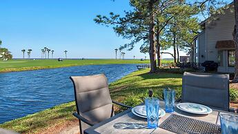 Waterfront Retreat in Sandestin w/ Golf Cart & Free Attraction Tickets