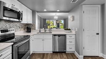 Waterfront Retreat in Sandestin w/ Golf Cart & Free Attraction Tickets