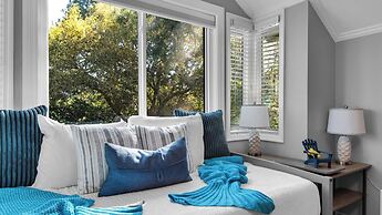 Waterfront Retreat in Sandestin w/ Golf Cart & Free Attraction Tickets