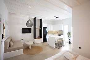 Loom Suite Ornos Mykonos