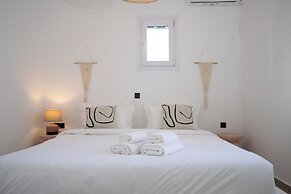 Loom Suite Ornos Mykonos