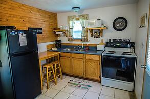 Whispering Woods Cabins & Grill