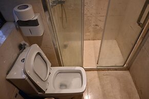 Nomadic International  Hostel