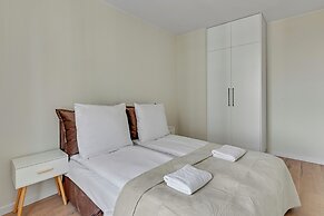 Horizon 122 -SeaView by GrandApartments