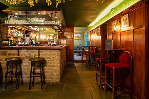 Craven Heifer at Stainforth