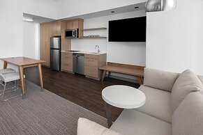 Element Calgary Downtown