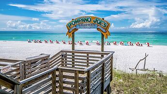 Beachside Retreat With Pools & Local Dining + Free Attraction Tickets!