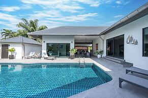 Villa Waree minutes to City and Beach