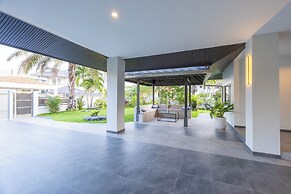 Villa Waree minutes to City and Beach