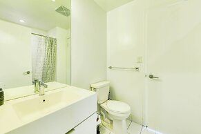 RivetStays - The Parade 2