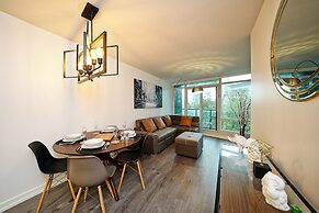 RivetStays - The Parade 2