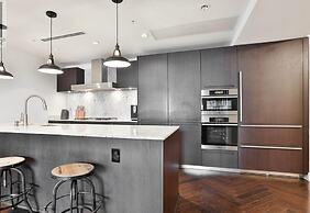 Downtown River North Chicago