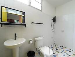 Happy Live Quest Hotel