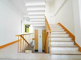 Happy Live Quest Hotel