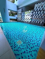 Neu Suites By RASBO Galaxy Suites