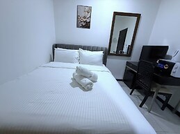 Neu Suites By RASBO Galaxy Suites