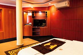 Galaxy Hotel