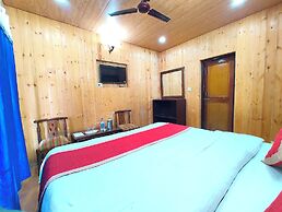 Hotel Chinar Lake View Near Mall Road