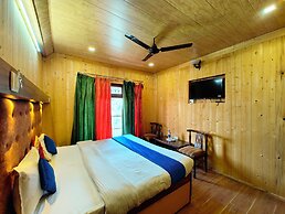 Hotel Chinar Lake View Near Mall Road