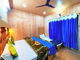 Hotel Chinar Lake View Near Mall Road