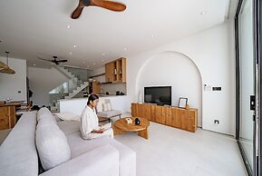 Element A1 Villa Bingin