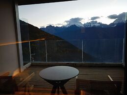 Wake UP IN SNOW MOUNTAIN