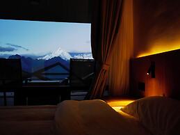 Wake UP IN SNOW MOUNTAIN