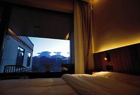 Wake UP IN SNOW MOUNTAIN